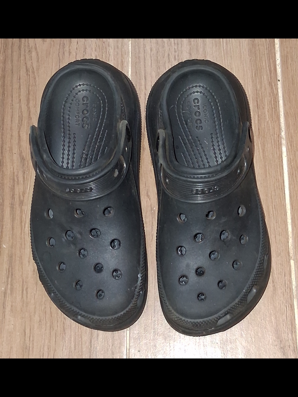 Crocs Black Platform Clogs 6 - Picture 4 of 5